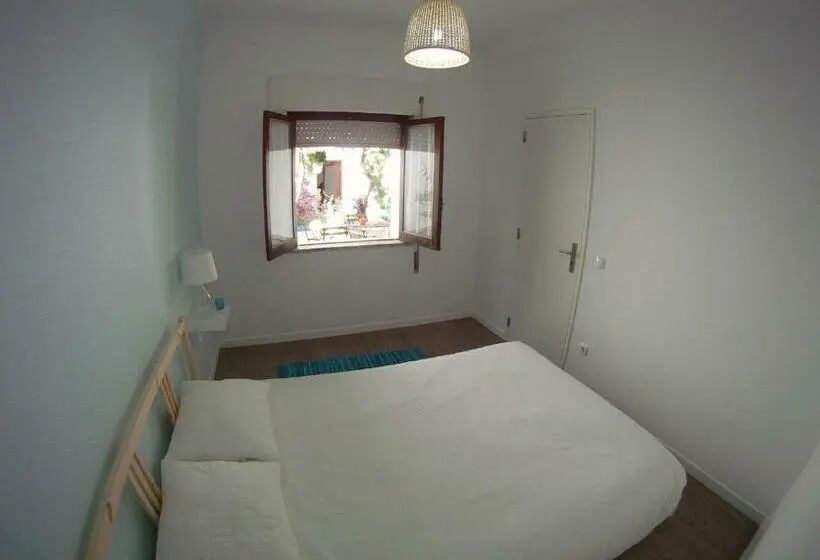 スタンダードルーム, Ahoy Porto Covo Hostel