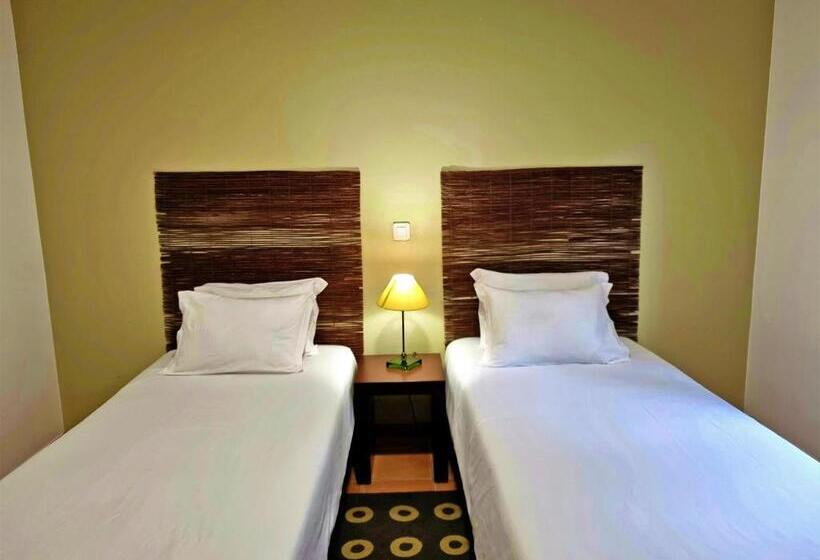 بنجلو قياسى غرفتين نوم, Hi Geres   Pousada De Juventude Do Gerês