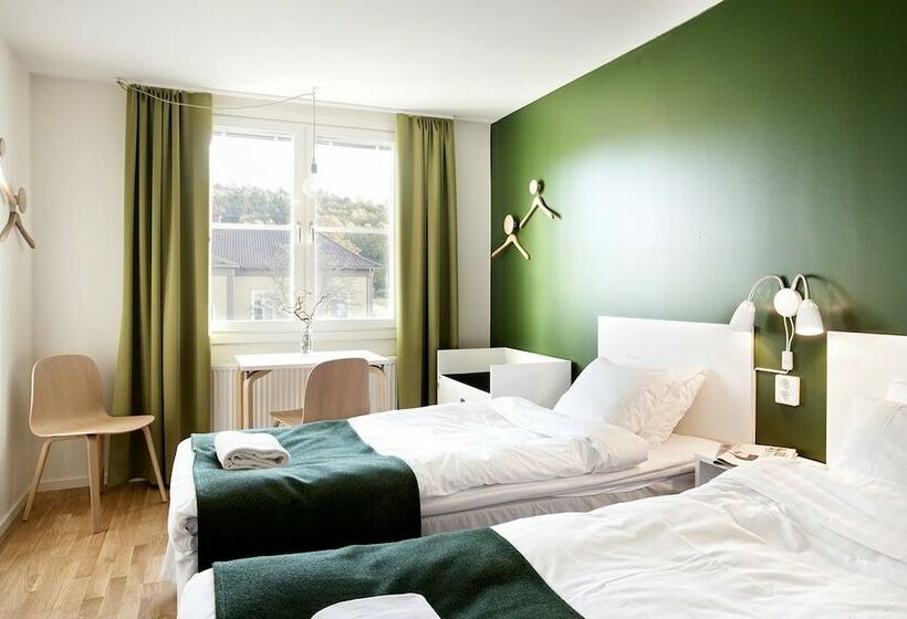 Номер Superior, Ljungskile Folkhögskola Kurs & Konferens L