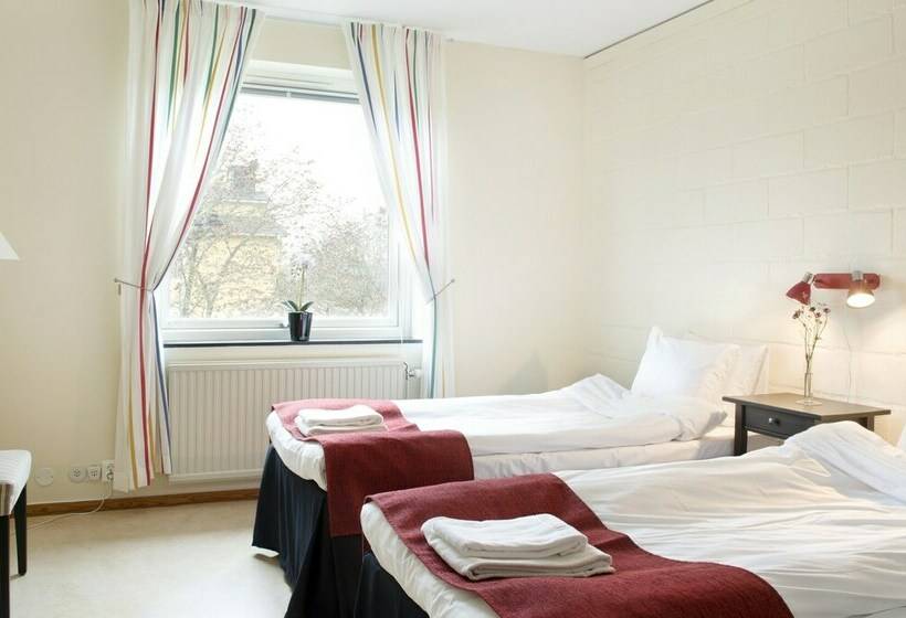 Номер Стандарт, Ljungskile Folkhögskola Kurs & Konferens L