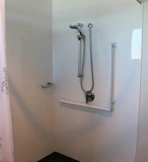 Standard-studio, Alpine Rose Motel