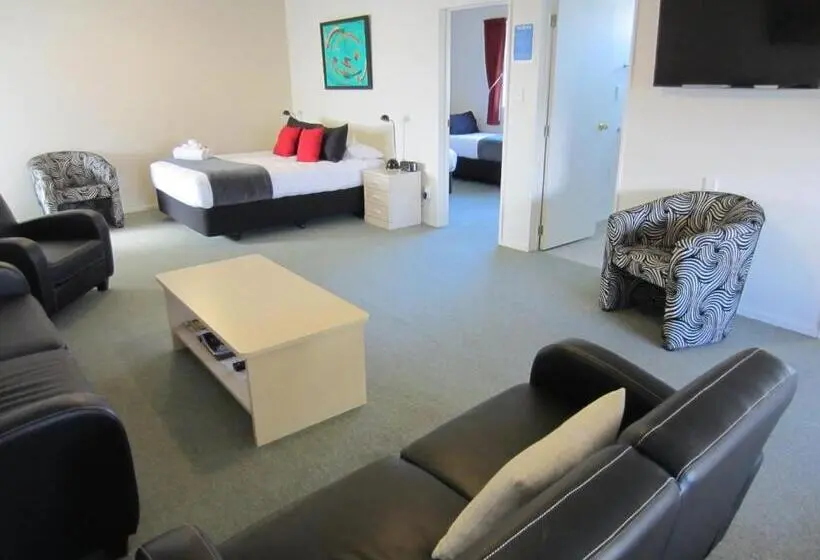 Perhehuoneisto, Alpine Rose Motel