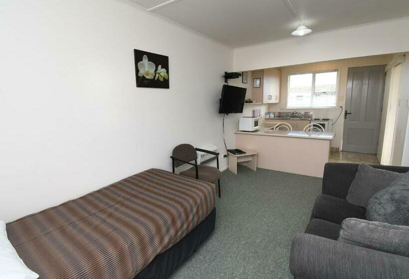 דירת חדר בסיסית, Avon Motel