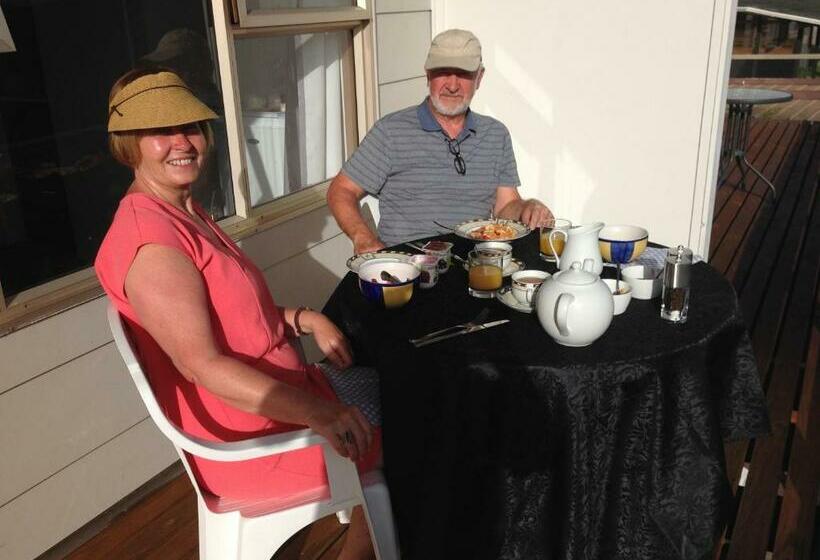 带大床的标准间, Baywaterviews