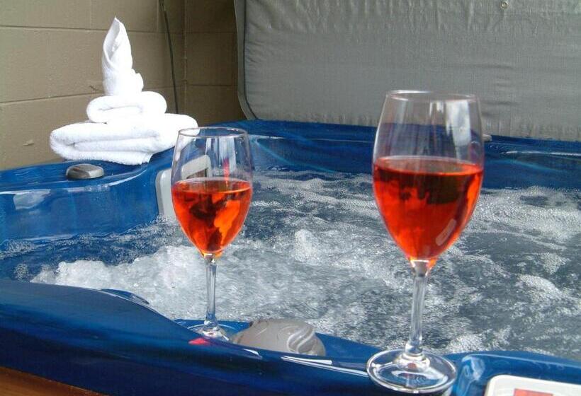 带大床的套房, Baywaterviews