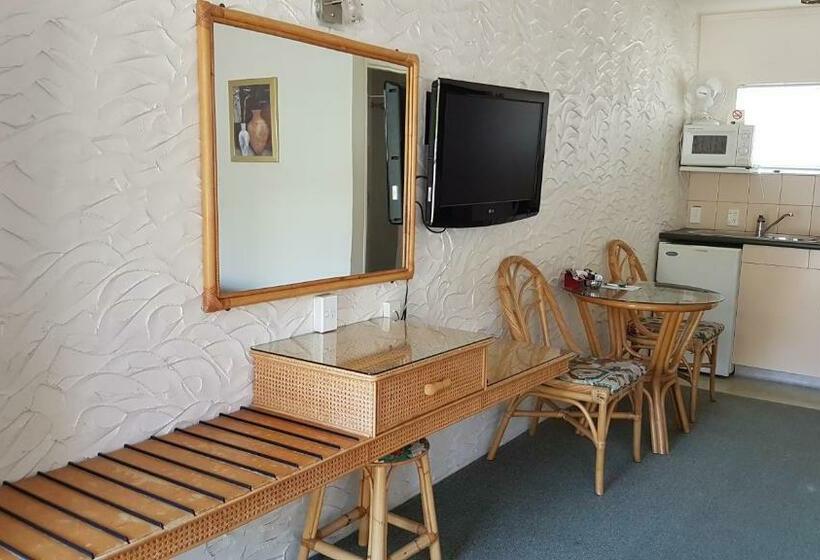 Студио Executive, Coachman Motel