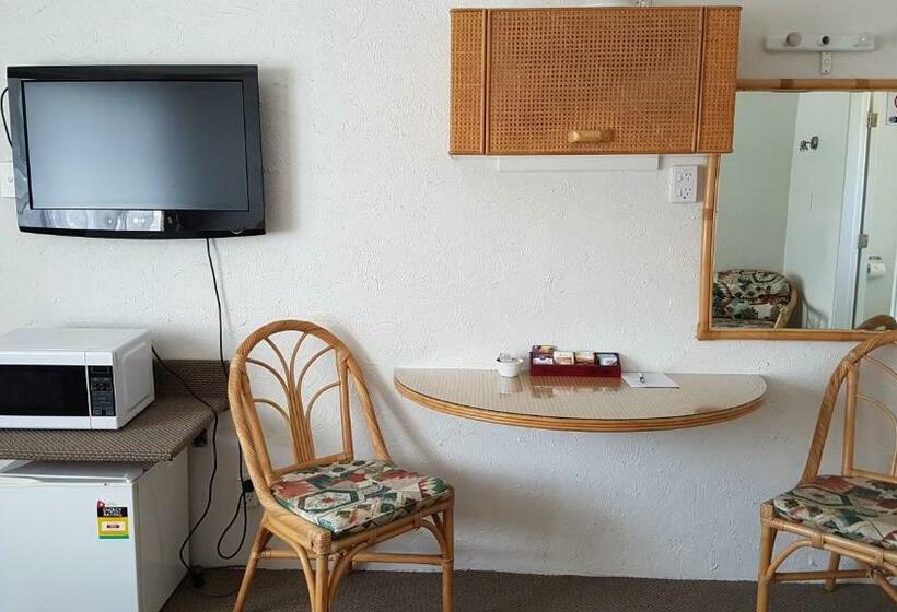 Номер Стандарт, Coachman Motel