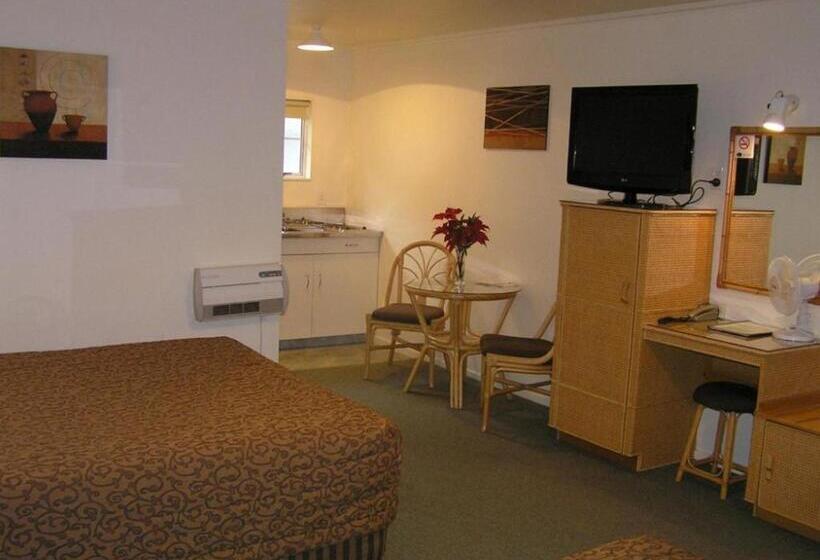 Студио Executive, Coachman Motel