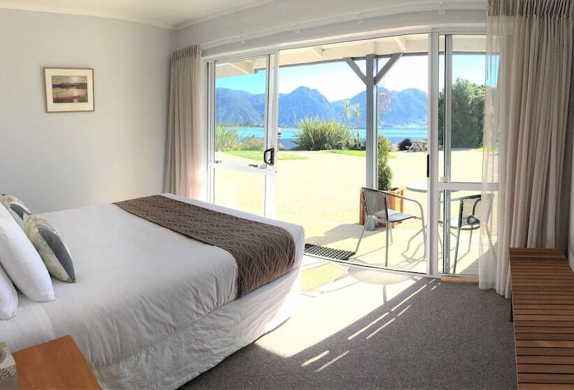 Апартаменты 1 Спальня с Видом, Collingwood Park Motel
