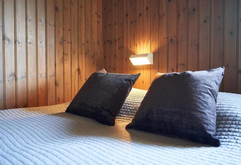 Вилла 2 Спальни, Daftö Resort