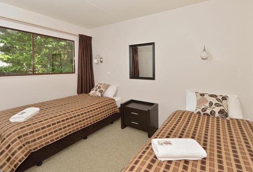 آپارتمان 1 خوابه همکف, Waterfalls Estate Motel & Campground