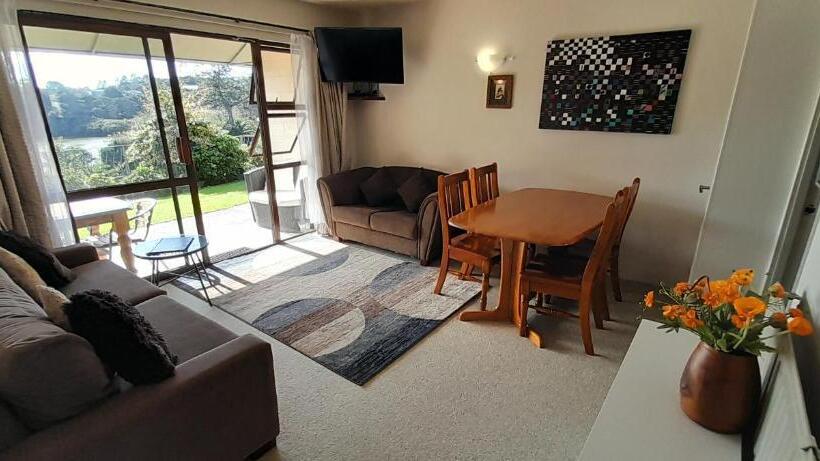 آپارتمان 1 خوابه همکف, Waterfalls Estate Motel & Campground