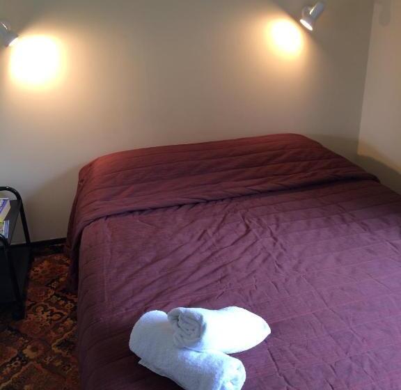 带2个卧室的公寓, Ferry Motel