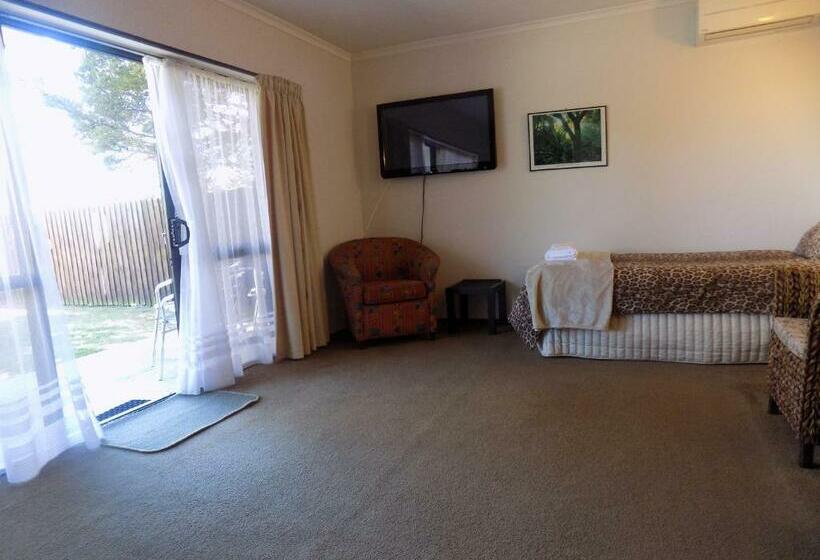 带2个卧室的公寓, Garden City Motel