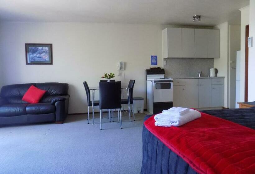 标准工作室, Garden City Motel