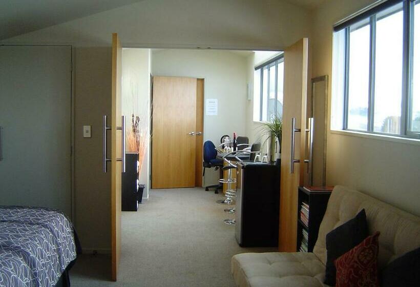 סטודיו דלוקס, Hokonui Bed And Breakfast