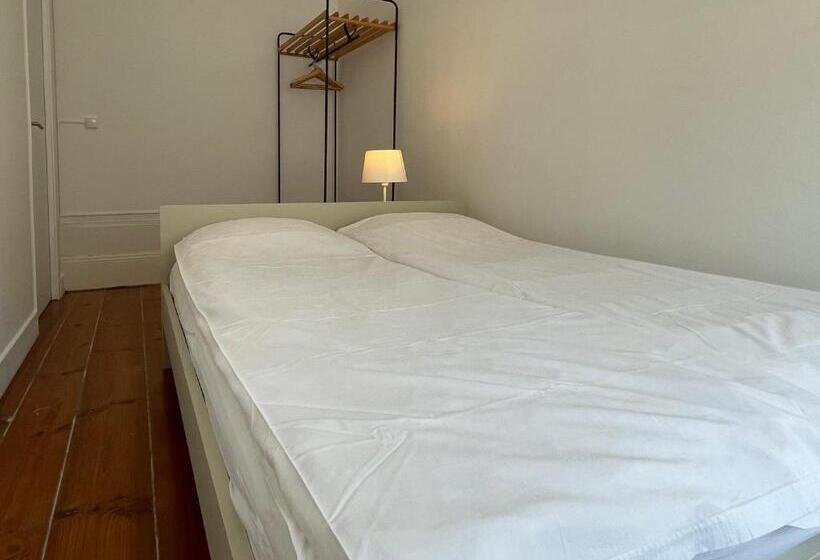 اتاق اکونومی, Hostel Alegria