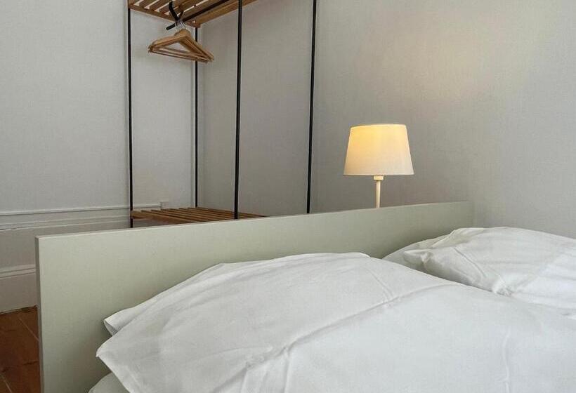 اتاق اکونومی, Hostel Alegria