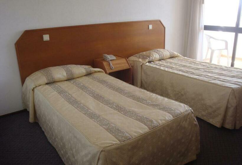 غرفة قياسية مطلّة علي حمام السباحة, Albergaria Dom Manuel