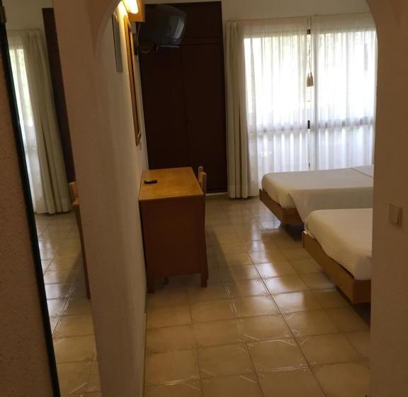 غرفة قياسية مزوَّدة بشُرفة, Albergaria Dom Manuel