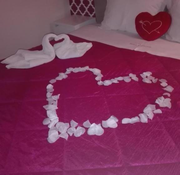 로맨틱 룸, Kamanga