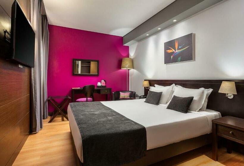 اتاق استاندارد, Luena