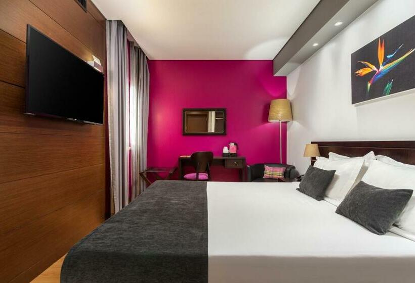 اتاق استاندارد, Luena