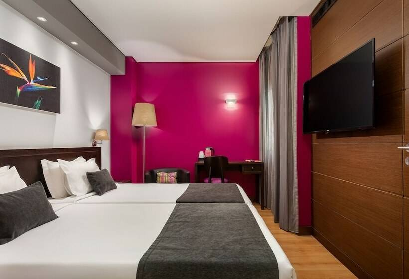 اتاق استاندارد, Luena