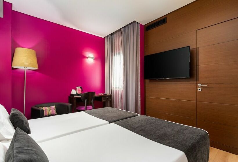 اتاق استاندارد, Luena