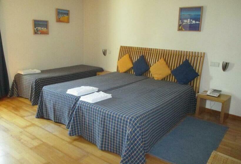 غرفة قياسية ثلاثية, Paulo Vi