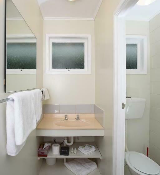 استودیوی استاندارد, Kauri Lodge Motel