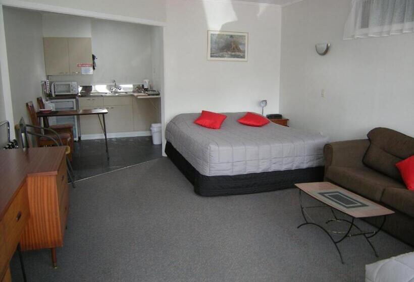 استودیوی استاندارد, Kauri Lodge Motel