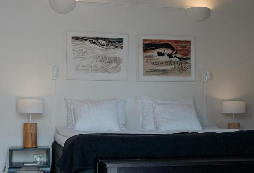 キングサイズベッドのスーペリアルーム, Kiviks Hotell