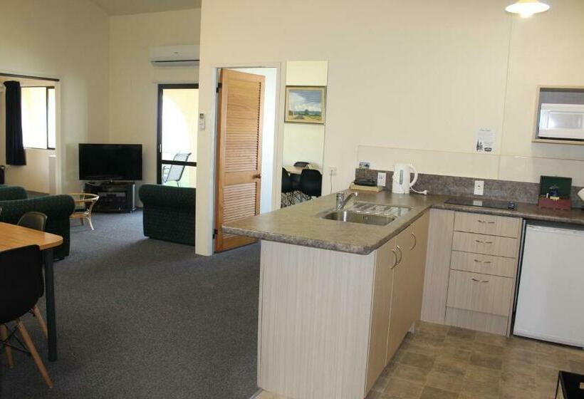 带2个卧室的公寓, Captains Quarters Motor Inn