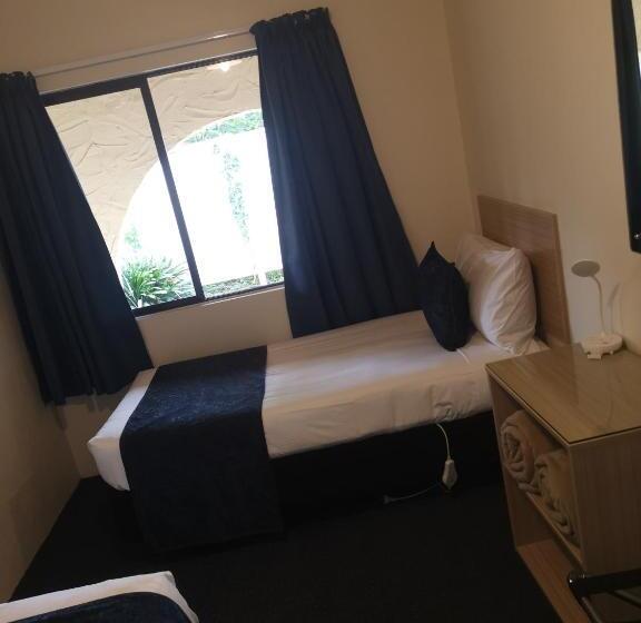 带2个卧室的公寓, Captains Quarters Motor Inn