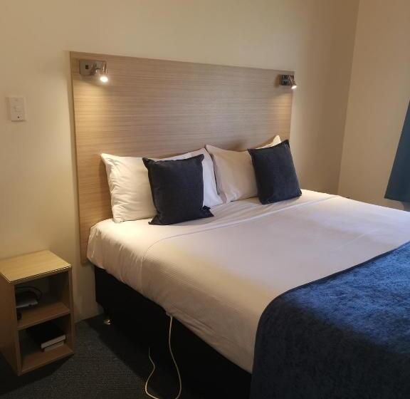 آپارتمان 2 خوابه, Captains Quarters Motor Inn