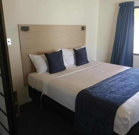 آپارتمان 2 خوابه, Captains Quarters Motor Inn