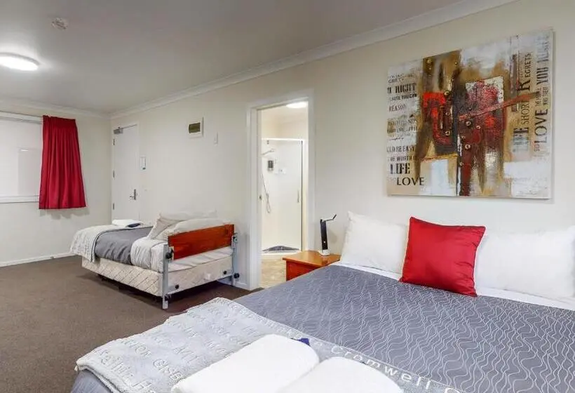 Standard-studio, Matariki Motor Lodge
