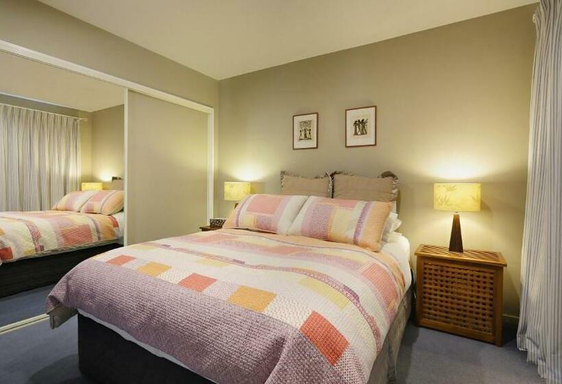 סוויטת 2 חדרי שינה, Olive House Bed And Breakfast