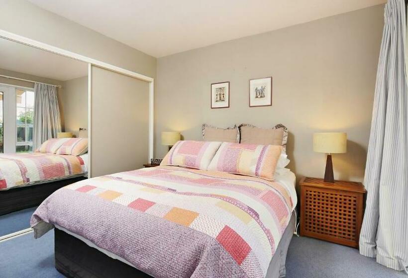 סוויטת 2 חדרי שינה, Olive House Bed And Breakfast