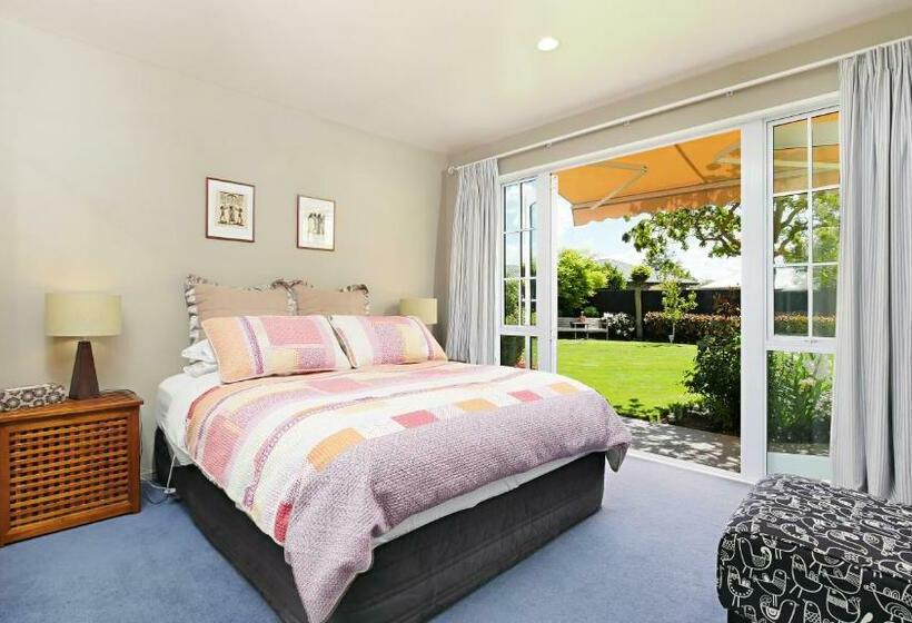 סוויטת 2 חדרי שינה, Olive House Bed And Breakfast