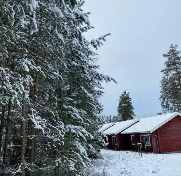 Maja/Mökki, L Moskogen