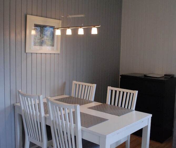 Дом 1 Спальня, L Moskogen