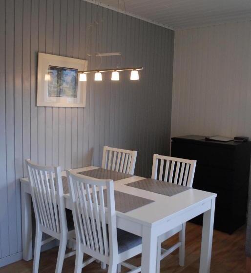 Дом 1 Спальня, L Moskogen