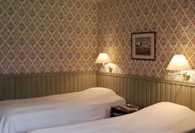 Дом 1 Спальня, L Moskogen