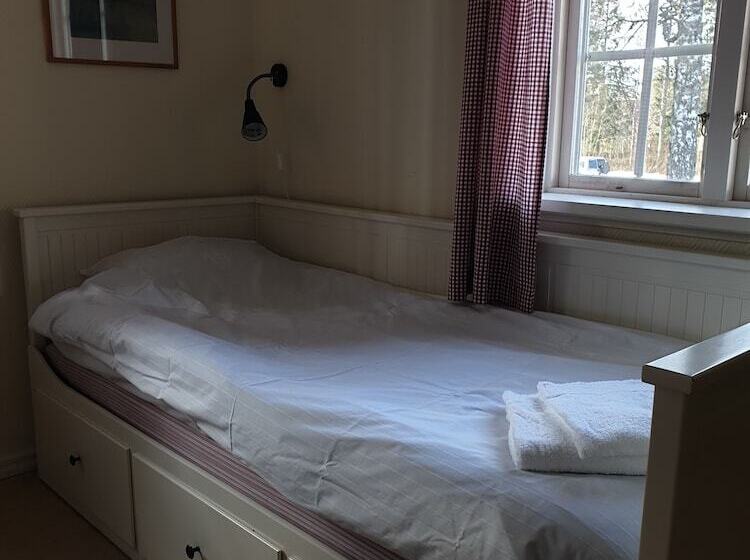 Номер Стандарт Трехместный, Sunne Hembygdsgård B&b