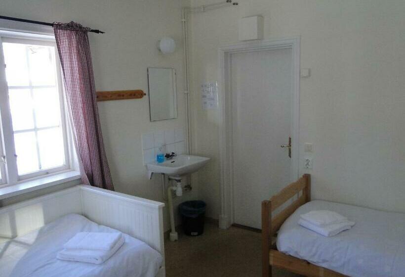 Номер Стандарт Трехместный, Sunne Hembygdsgård B&b