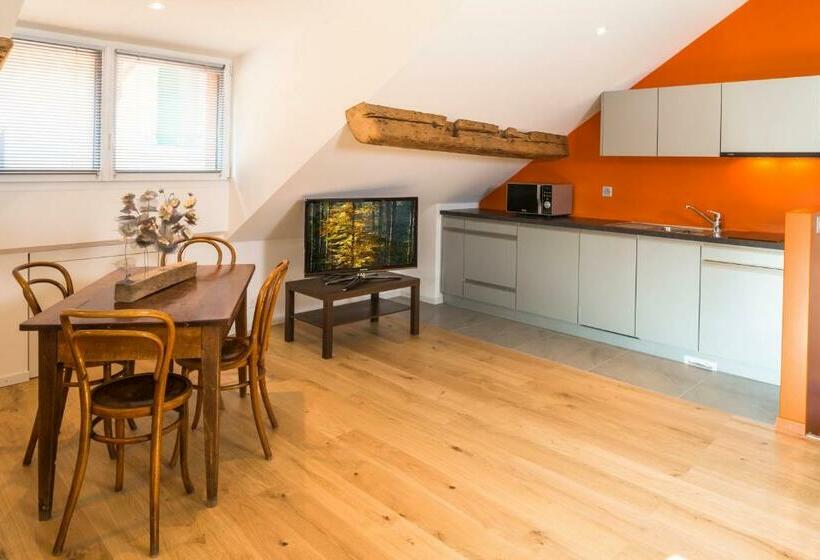 דירת חדר סופריור, B&b 7e Art