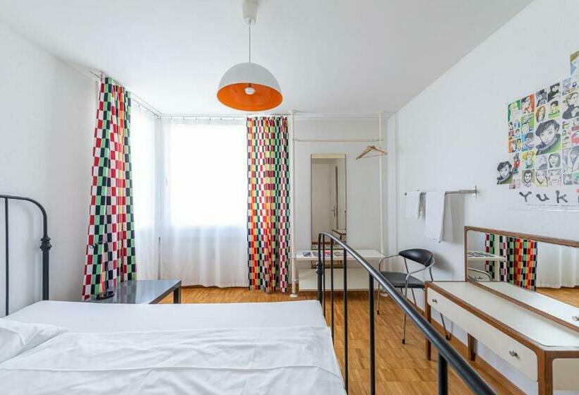 带共用浴室的标准房间, Bettstatt Neustadt