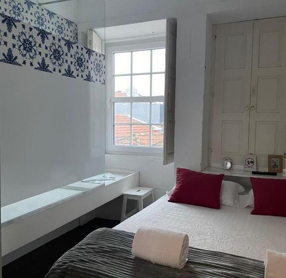 اتاق استاندارد, Linha 22